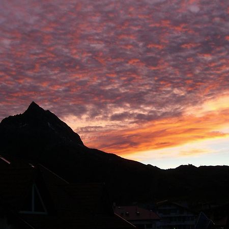 Haus Hubertus Appartement Galtür Buitenkant foto